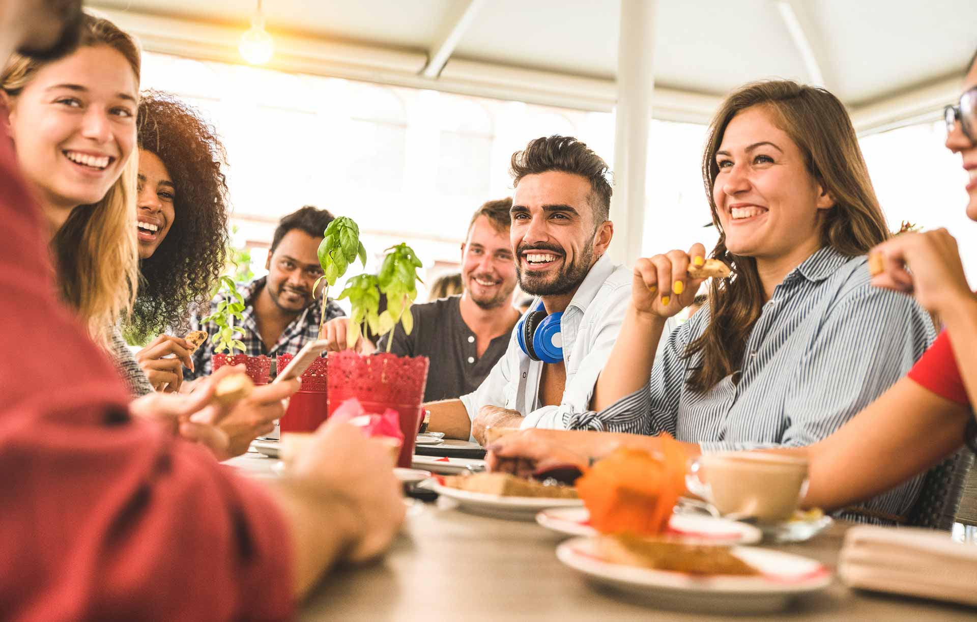 5 Reasons Why Automating Phone Bookings Can Drive Revenue and Profit